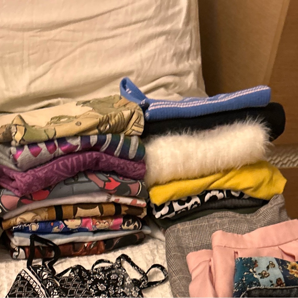 Big lot of 13 tween girl tank top/ spaghetti strap crops. Sz 10/12. Social Scene